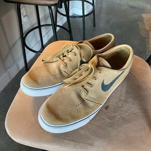 nike stefan janoski skate shoes, size 12